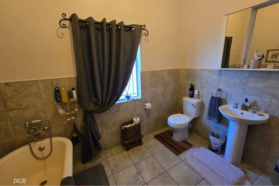 4 Bedroom Property for Sale in Herlear Northern Cape